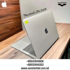 Macbook Air 2018 | Intel Core i5 | RAM: 8GB | SSD: 128 GB | Adapter